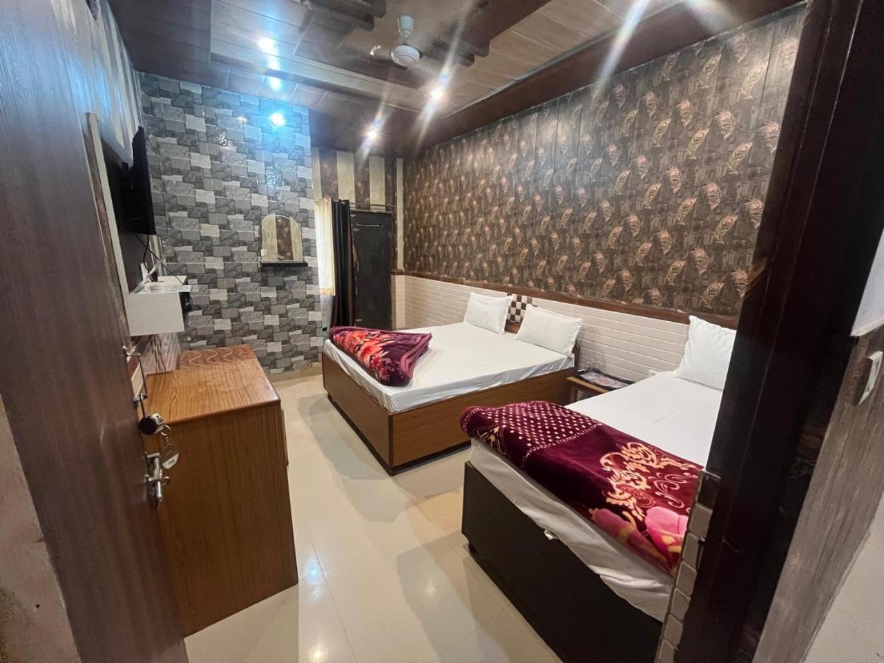 Hotel Aapno Shyam And Restaurant Khatu Экстерьер фото