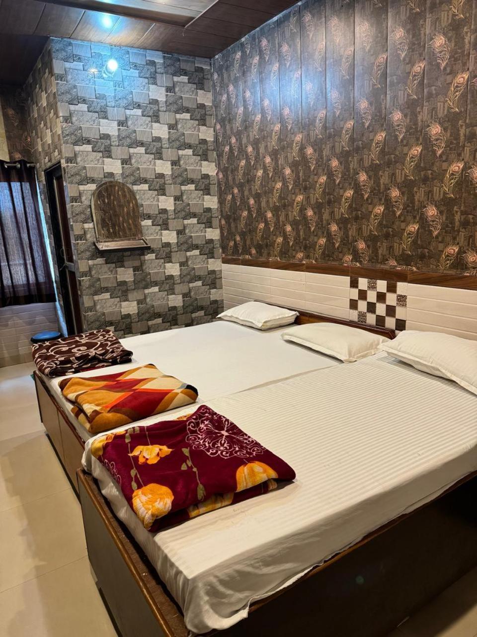 Hotel Aapno Shyam And Restaurant Khatu Экстерьер фото